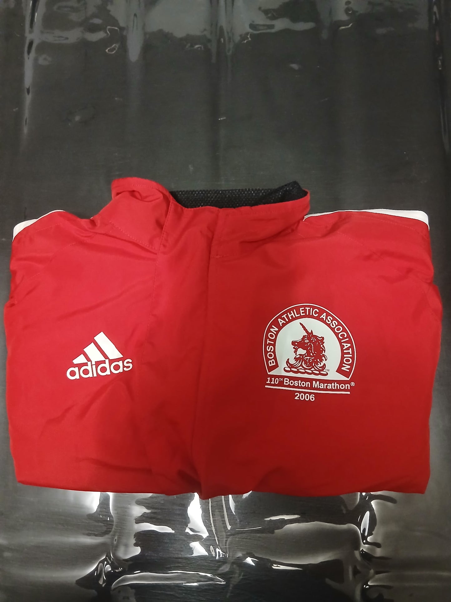 Pull Rouge Addidas  Boston Athletic Association (B.A.A)